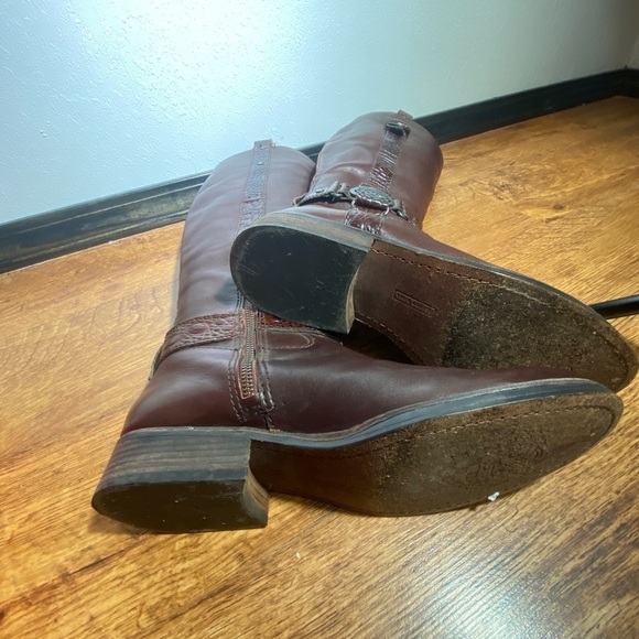 Vince Camuto Womes Boots Fantastic Sz 9.5 Leather - Picture 8 of 15